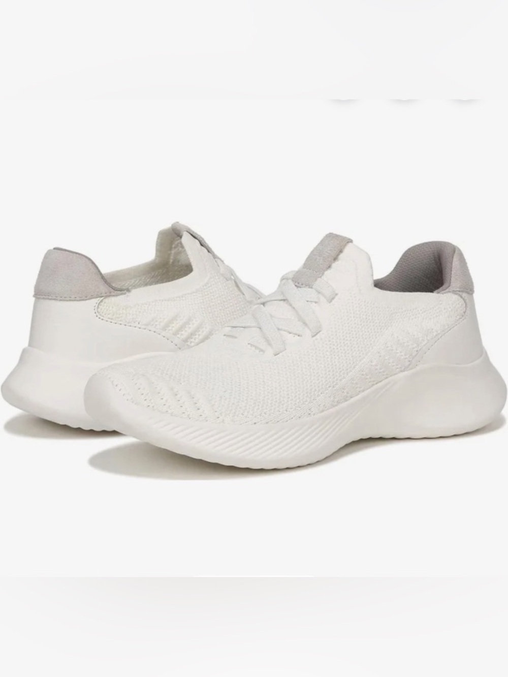 Naturalizer Women's White Knit Slip-On Sneakers with Light Gray Trim Sz 7